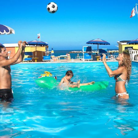 Hotel Italia Bellaria-Igea Marina Bagian luar foto
