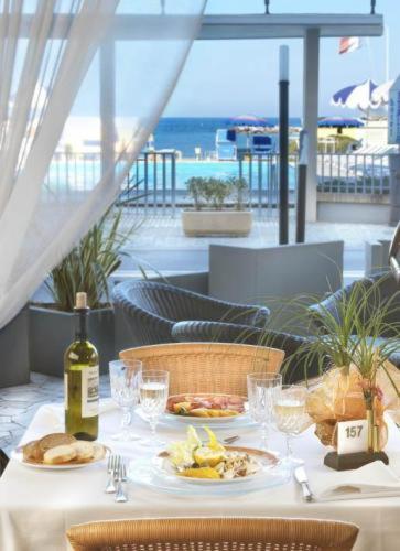 Hotel Italia Bellaria-Igea Marina Bagian luar foto